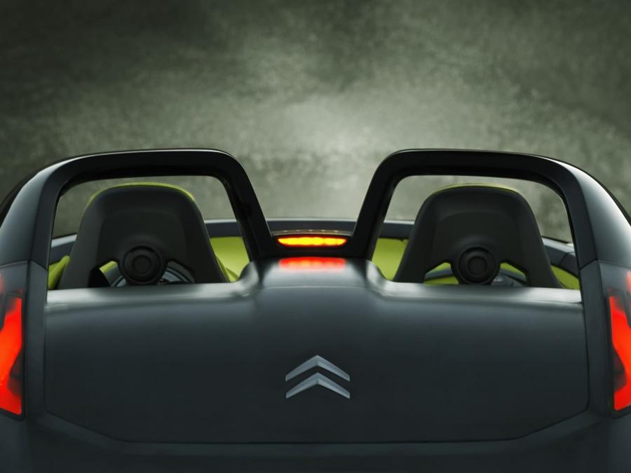  Citroen C-Buggy Concept 2006 года  (фото 29 из 91)